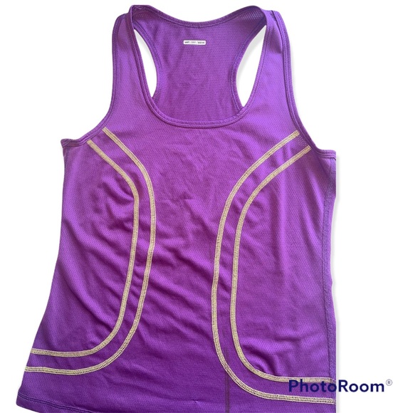 2 Lululemon Tank Top - Picture 5 of 8